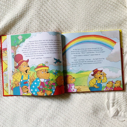 The Berenstain Bears Follow God's Word