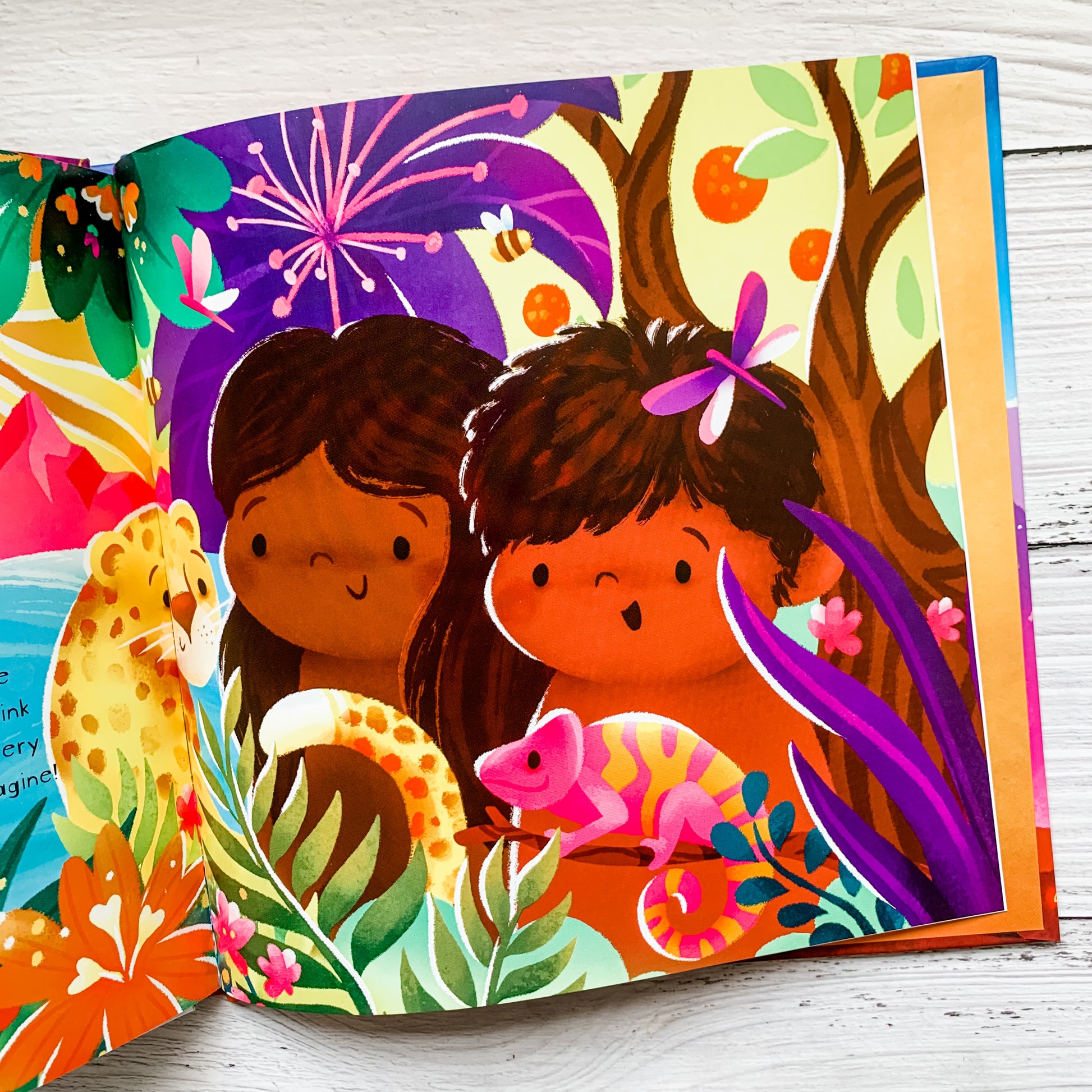 God’s Very Colourful Creation children’s Bible storybook – Genesis 1–2 story about God’s creation and love.