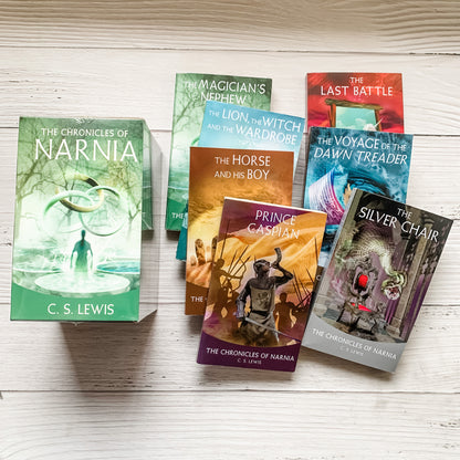 The Chronicles of Narnia Boxed Set (slightly imperfect)